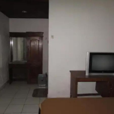 Oyo 90822 Hotel Taman Wisata Denpasar Exterior foto